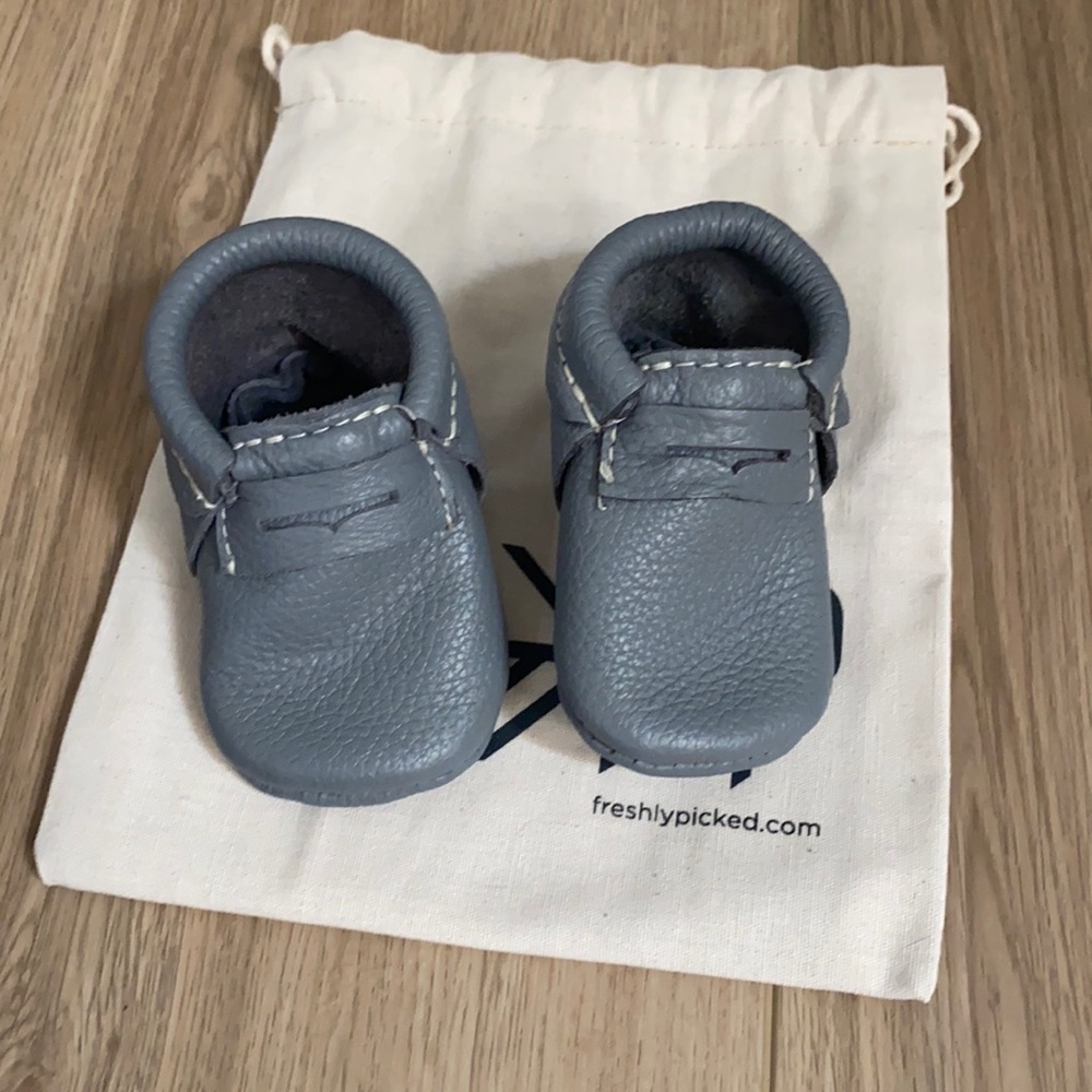 Grey Freshly Picked Mocassins